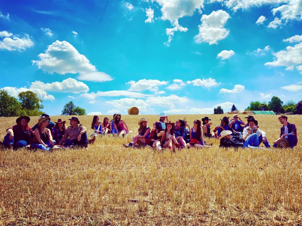 LAG-WG_EBP_Theaterverein_Musical_FB-Bild-Fotoshooting_220730-e1660202270691